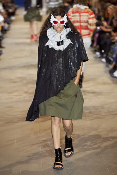 Look 40